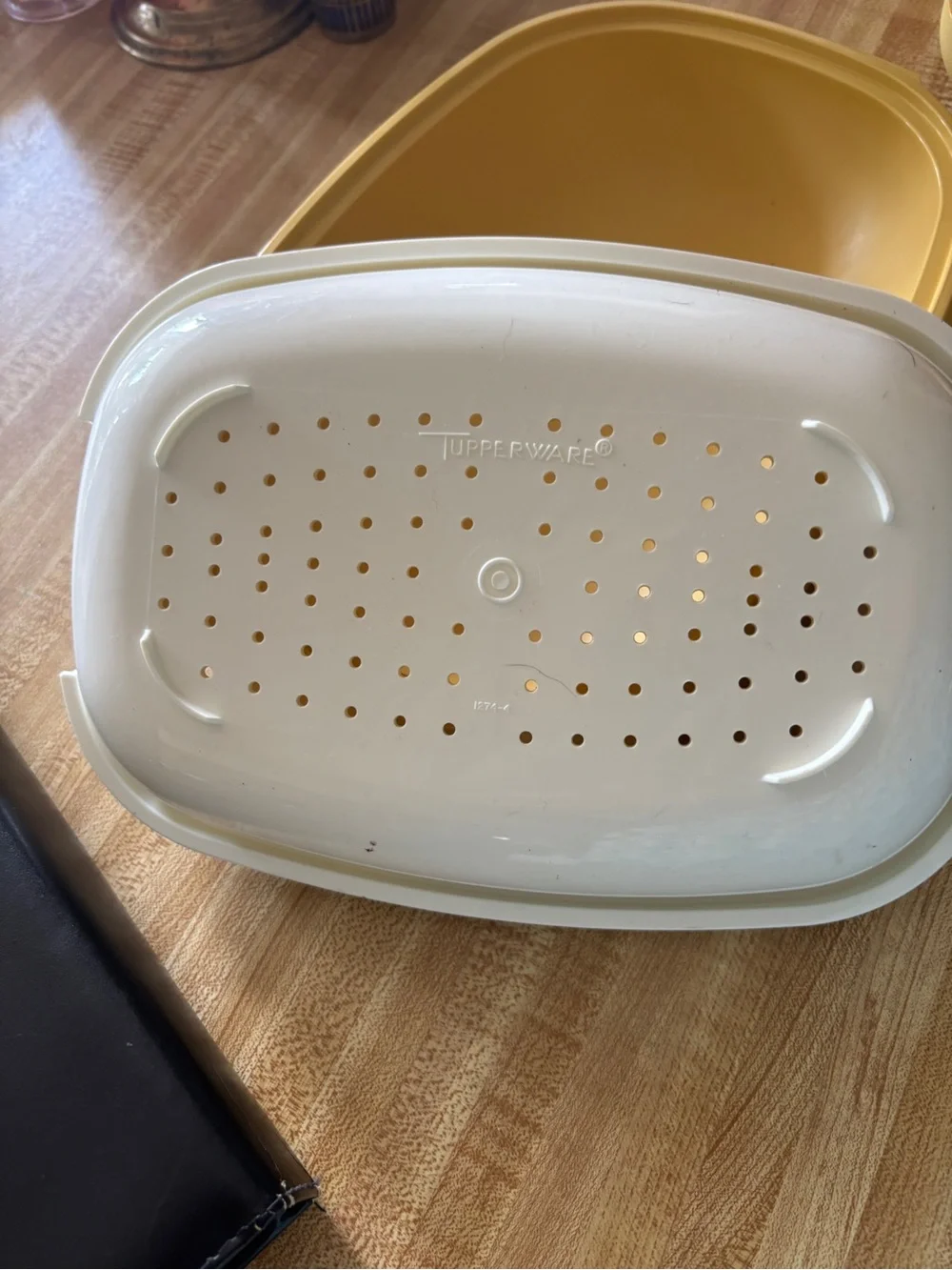 Tupperware Harvest Gold Vegetable Rice Steamer